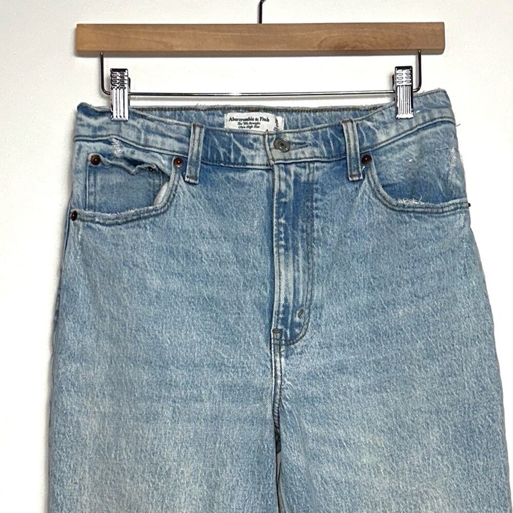 Abercrombie & Fitch 90s Ultra High Rise Light Acid Wash Straight Jeans - Picture 7 of 13